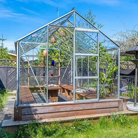 Eljena - 550m From The Sea By Interhome Bøtø By