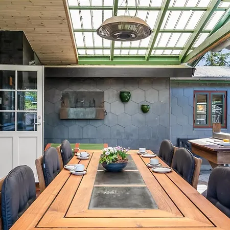 Nyaraló Eljena - 550m From The Sea By Interhome